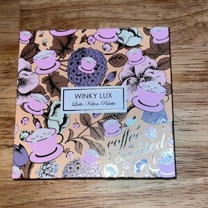 WINKY LUX Latte Kitten Palette - Purple and Gold